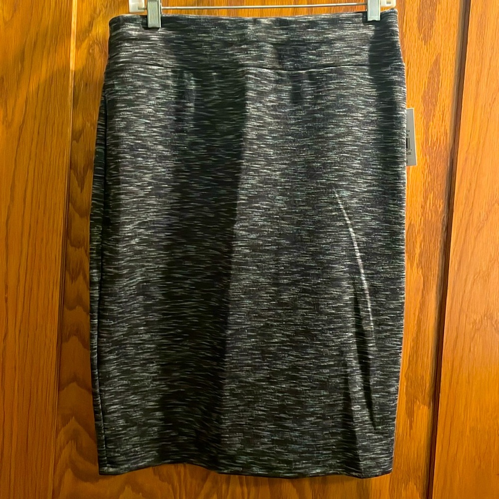 Joe B tags on heathered pencil skirt